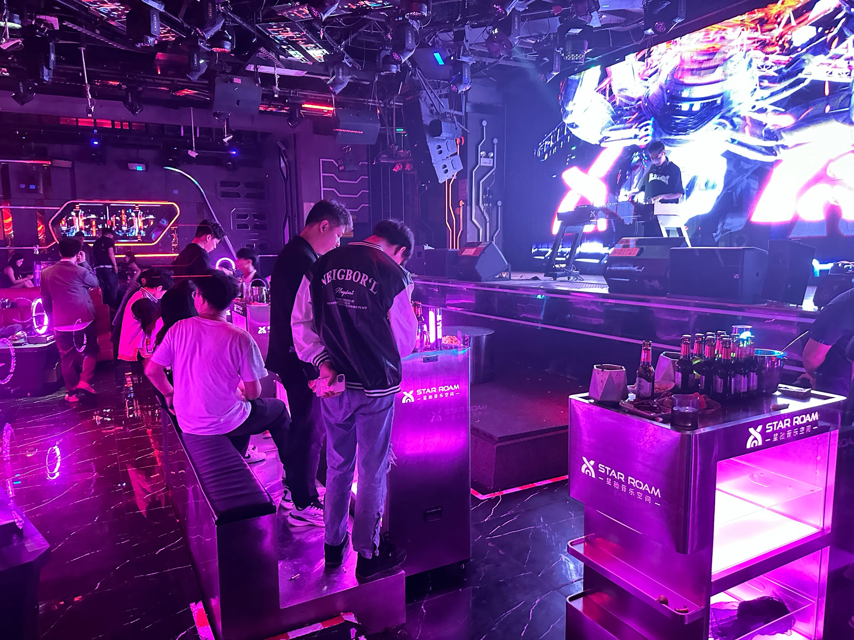 呼和浩特商务ktv诚信预订享尊贵服务-武川县ktv预订