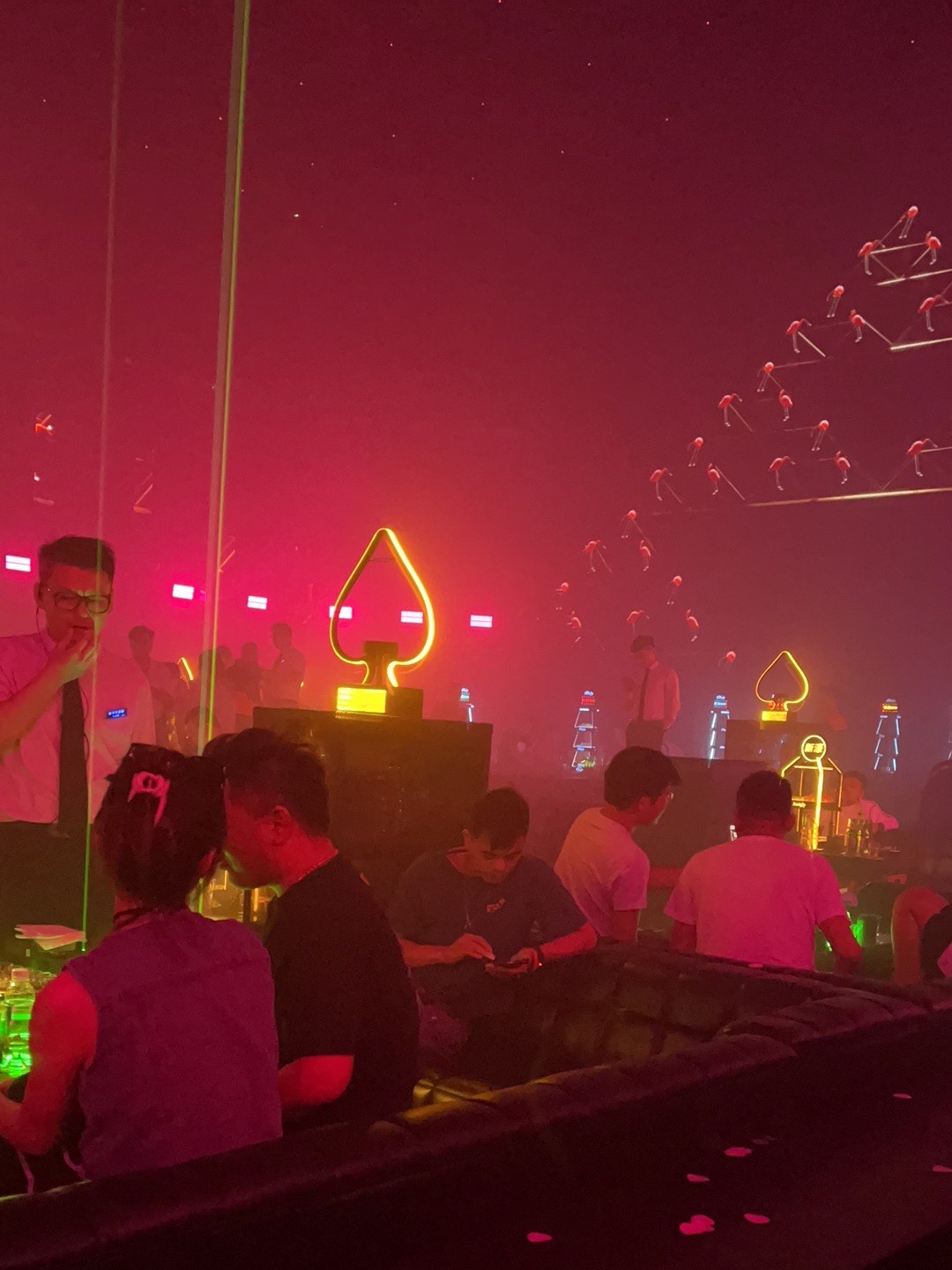 呼和浩特商务ktv,夜场尽享商务精髓-玉泉区ktv预订